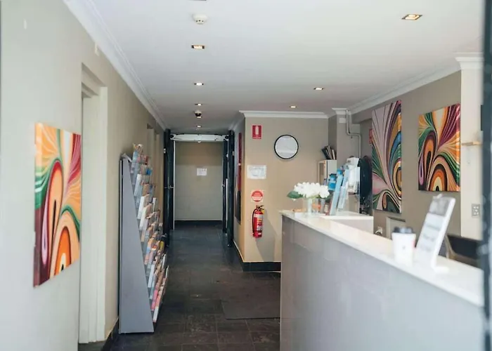 Uno Hotel Sydney